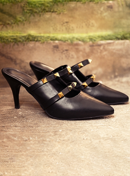 Jacynda Kitten Heel in Black CLOSEOUTS – Tenni Moc's Shoe Store
